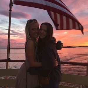 Meet your Posher, Taylor